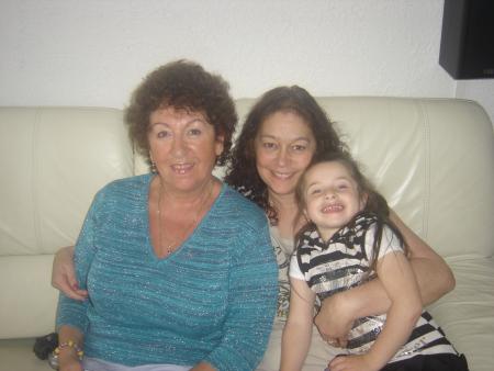 Tata Hélène, Maman et Tyffanie